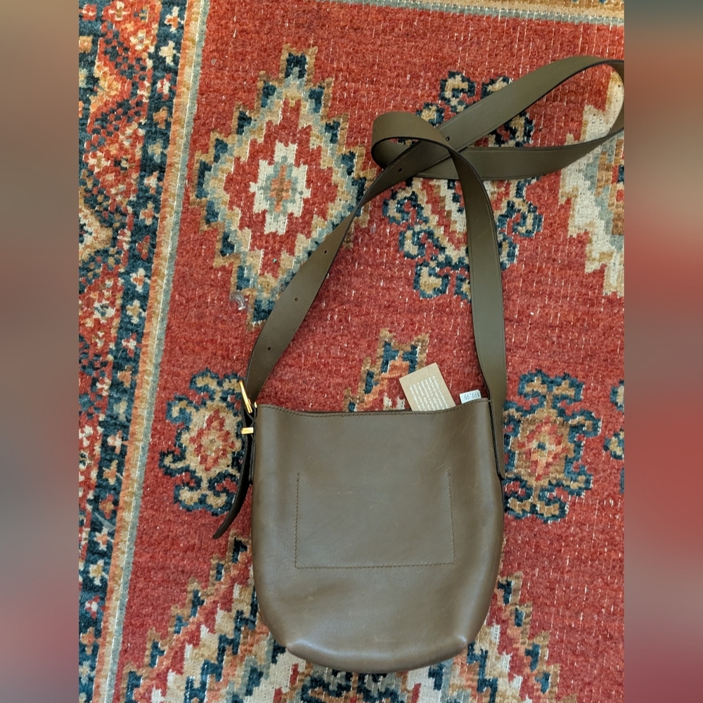 Madewell Bucket Bag leather Taupe Green Purse NWT essential mini tote